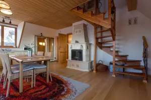 Appartement HANKA - Cheminée confortable dans le salon